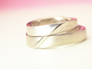 結婚指輪　イニシャル